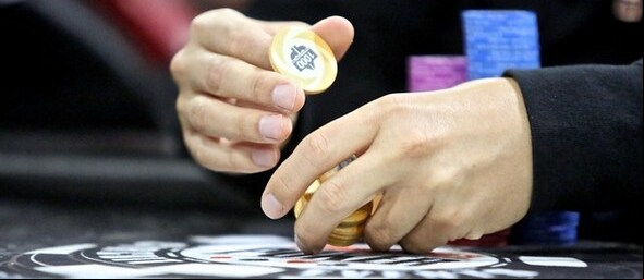 Floatování v Pot Limit Omaha
