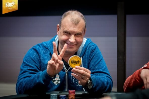 Petr Rychlý hraje poker v King's Resortu Rozvadov i na online pokerových hernách