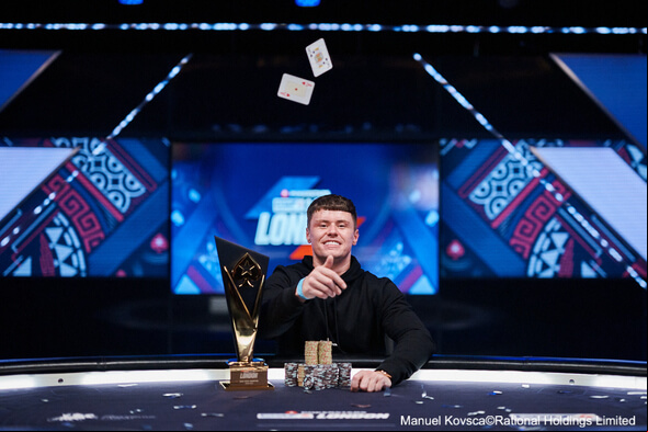 Vítěz ME EPT London 2022 Ian Hamilton