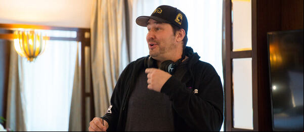 Phill Hellmuth v King’s