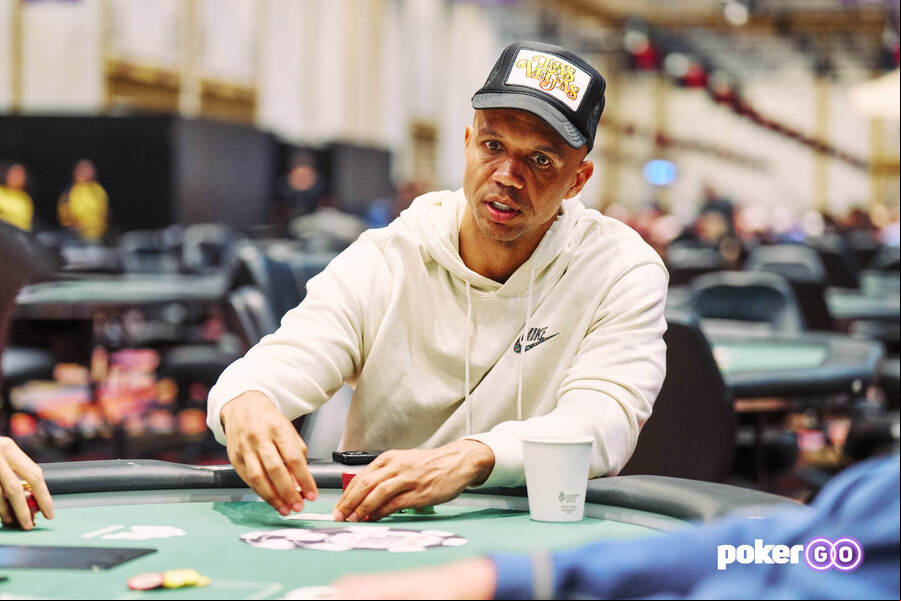 Phil Ivey hraje WSOP 2023 na PokerGo.com