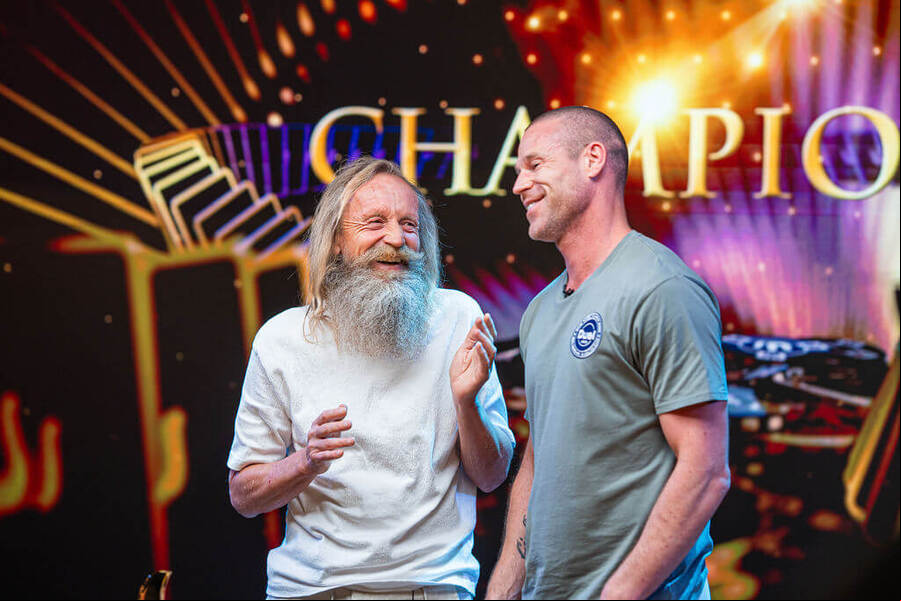 Vladimir Korzinin a Patrik Antonius na Triton Poker Series Monte Carlo