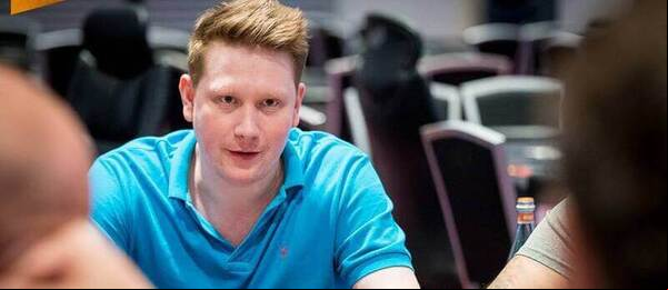 Michal Schuh zatím drží největší stack z českých hráčů v Main Eventu WSOPC